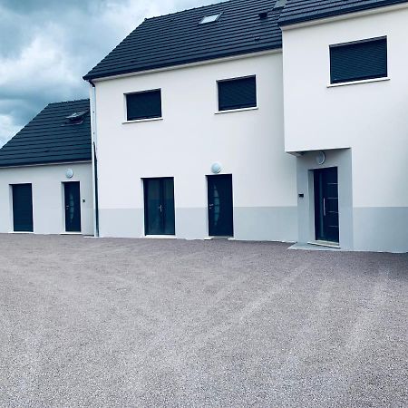 Bella Vista, parking gratuit, 5 min Auxerre Appartement Monéteau Buitenkant foto