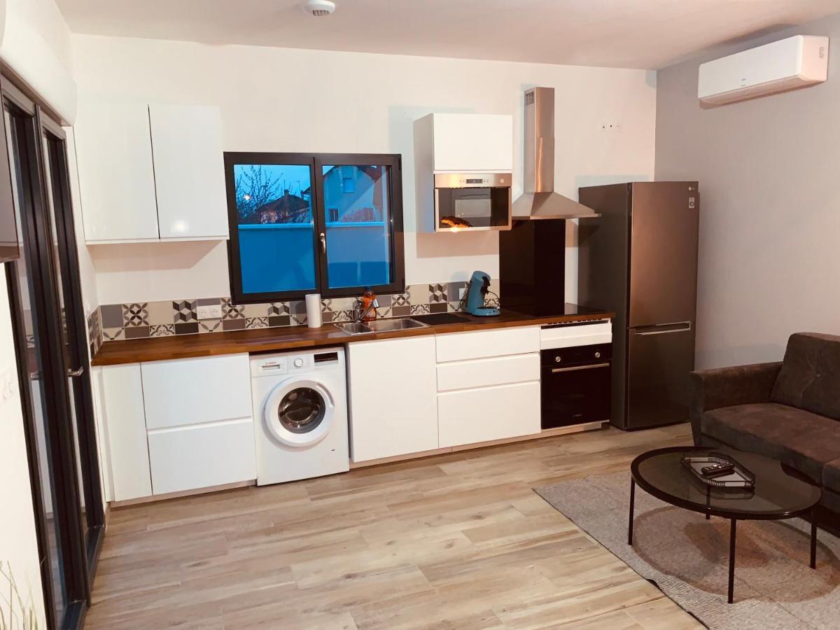 Bella Vista, parking gratuit, 5 min Auxerre Appartement Monéteau Buitenkant foto